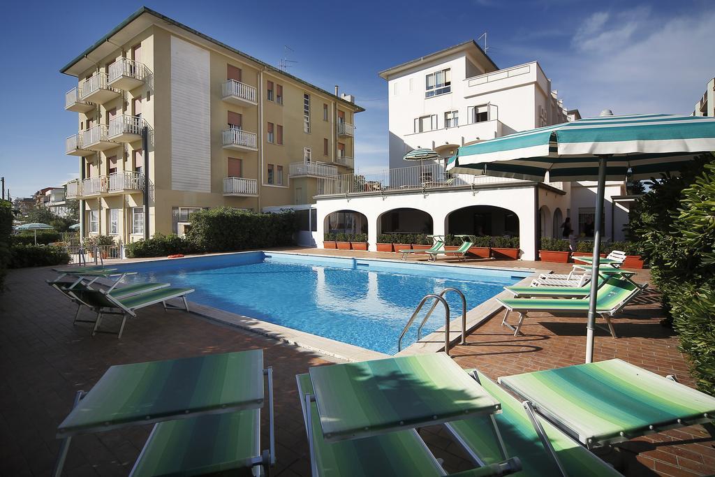 Hotel Villa Sole Resort Белларія-Іджеа-Марина Екстер'єр фото